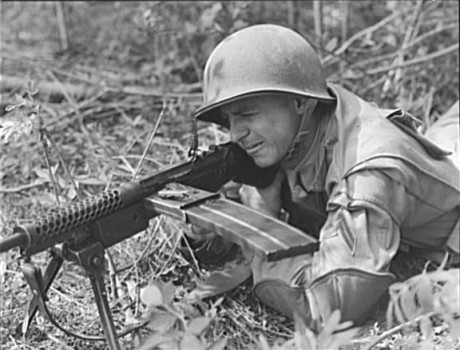 Hace unos días encontré por casualidad en una web extranjera un arma a la venta que hacía muchos años 111