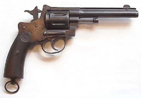 Hace unos días encontré por casualidad en una web extranjera un arma a la venta que hacía muchos años 30