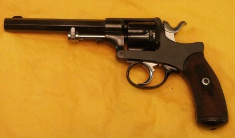 Hace unos días encontré por casualidad en una web extranjera un arma a la venta que hacía muchos años 110