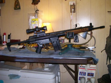 Hola , 

Me quiero tunear el Cetme y quisiera dejarlo como el de la foto , es la culata del G3/HK91 , 00