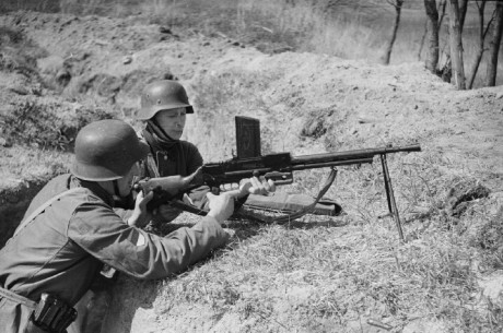 Hace unos días encontré por casualidad en una web extranjera un arma a la venta que hacía muchos años 140