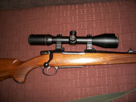 Hola compañeros, necesito vuestra ayuda. He comprado de segunda mano esta maravilla de rifle (se nota 51