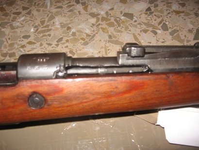 como amas de uno le habra pasado como ami cuando me han mandado el k-98 y veo lo que le han hecho  :cry: 11