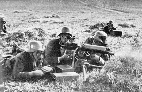 Hace unos días encontré por casualidad en una web extranjera un arma a la venta que hacía muchos años 60