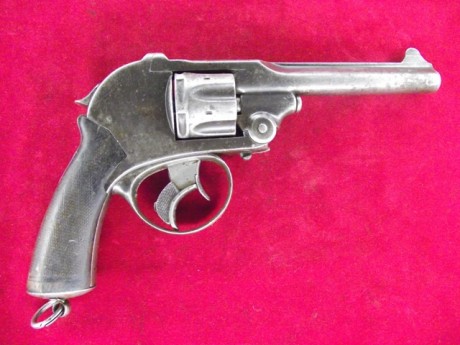 Hace unos días encontré por casualidad en una web extranjera un arma a la venta que hacía muchos años 111