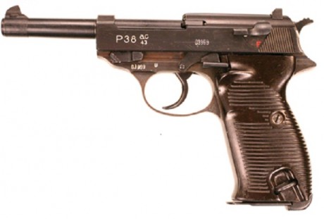 Hace unos días encontré por casualidad en una web extranjera un arma a la venta que hacía muchos años 160