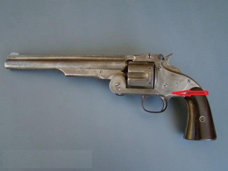 Hace unos días encontré por casualidad en una web extranjera un arma a la venta que hacía muchos años 60