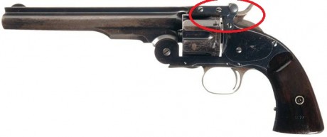 Hace unos días encontré por casualidad en una web extranjera un arma a la venta que hacía muchos años 100
