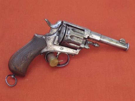 Hace unos días encontré por casualidad en una web extranjera un arma a la venta que hacía muchos años 21