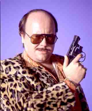 Vereis, esque tengo un amigo con licencia F que como yo es muy fan de Torrente, hasta el punto de que 00
