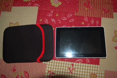 Hola, vendo tablet 7" con android 4.0, 1 Gb Ram DDR3, 8 Gb memoria interna, resolucion 1024X600 , 02
