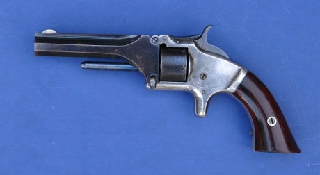 Hace unos días encontré por casualidad en una web extranjera un arma a la venta que hacía muchos años 151