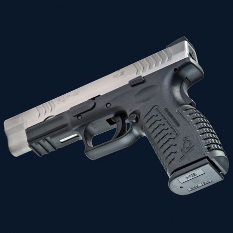 Empiezo a cambiar de opinión sobre hacerme con una 1911 inox para llevar frecuentemente en el curro, (hasta 00