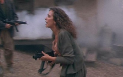 Compañeros,

En vista de las ganas de algunos (Elcafe, Wilcow, Vrakk, etc) por adivinar armas de películas 80