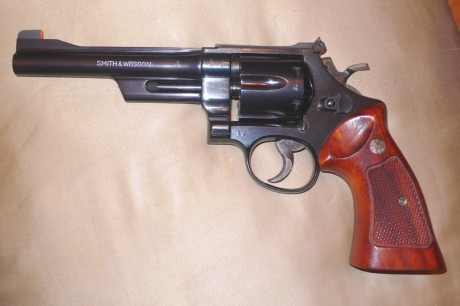 La web https://www.armas.es organiza un nuevo sorteo entre sus ya prácticamente 45.000  usuarios registrados. 70