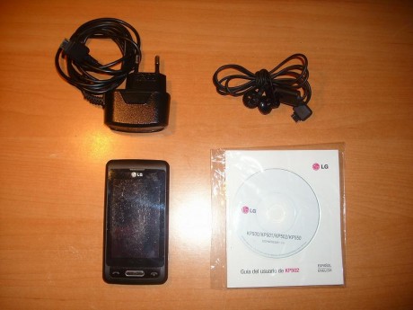 Hola!!

Vendo móvil marca LG modelo KP502 (compañía VODAFONE) con cámara de 3 mega píxel, ranura para 02