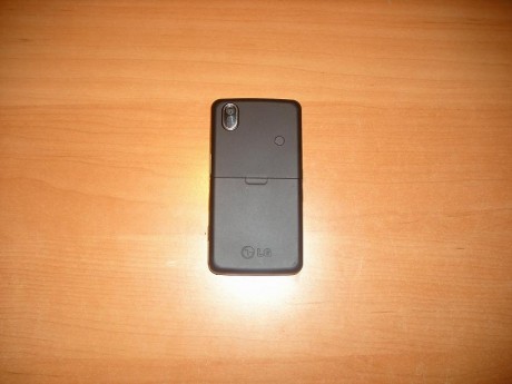 Hola!!

Vendo móvil marca LG modelo KP502 (compañía VODAFONE) con cámara de 3 mega píxel, ranura para 01