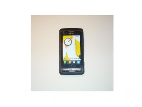Hola!!

Vendo móvil marca LG modelo KP502 (compañía VODAFONE) con cámara de 3 mega píxel, ranura para 00