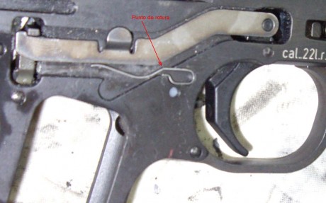 Que tal.

Tengo una pistola monotiro del calibre .22 LR bastante antigua, de principios del S. XX, a la 90