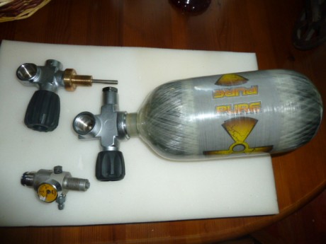 Tenia una botella sin darle uso,a si que me propuse darle utilidad. Compre una terraja UNF 5/8-18H y se 00