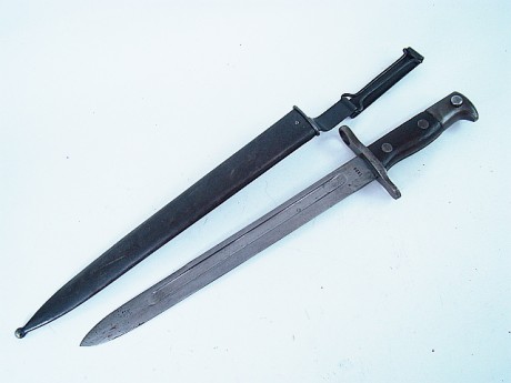 Hace unos días encontré por casualidad en una web extranjera un arma a la venta que hacía muchos años 171