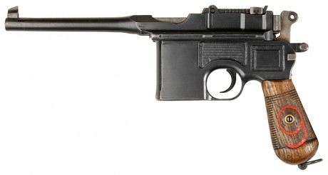 Hace unos días encontré por casualidad en una web extranjera un arma a la venta que hacía muchos años 150