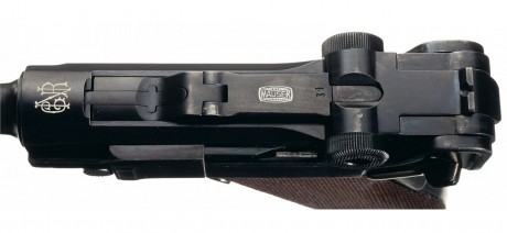 Hace unos días encontré por casualidad en una web extranjera un arma a la venta que hacía muchos años 11