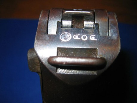 Hace unos días encontré por casualidad en una web extranjera un arma a la venta que hacía muchos años 61