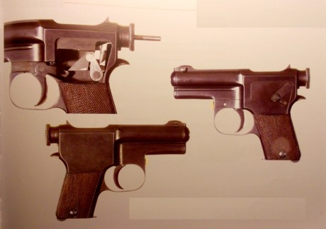 Hace unos días encontré por casualidad en una web extranjera un arma a la venta que hacía muchos años 50