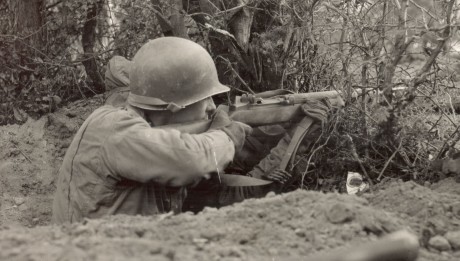 Hace unos días encontré por casualidad en una web extranjera un arma a la venta que hacía muchos años 161