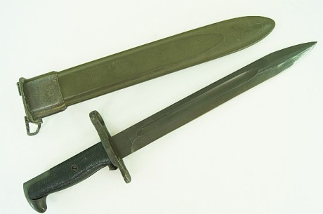 Hace unos días encontré por casualidad en una web extranjera un arma a la venta que hacía muchos años 50