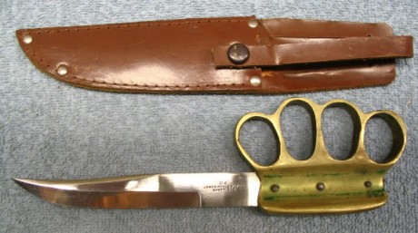 Hace unos días encontré por casualidad en una web extranjera un arma a la venta que hacía muchos años 50