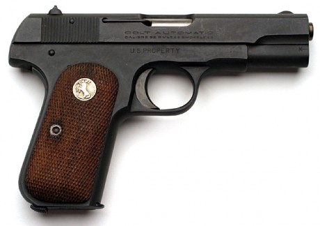 Hace unos días encontré por casualidad en una web extranjera un arma a la venta que hacía muchos años 82