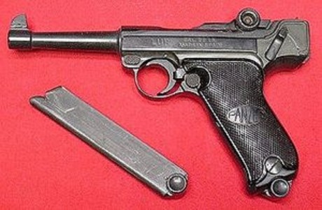 Hace unos días encontré por casualidad en una web extranjera un arma a la venta que hacía muchos años 130