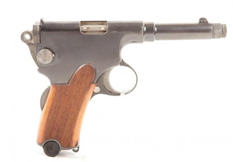 Hace unos días encontré por casualidad en una web extranjera un arma a la venta que hacía muchos años 131