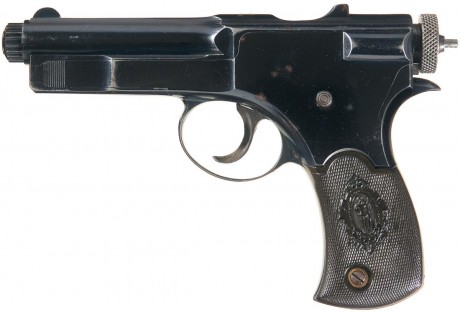 Hace unos días encontré por casualidad en una web extranjera un arma a la venta que hacía muchos años 170