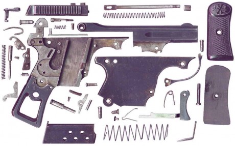 Hace unos días encontré por casualidad en una web extranjera un arma a la venta que hacía muchos años 32