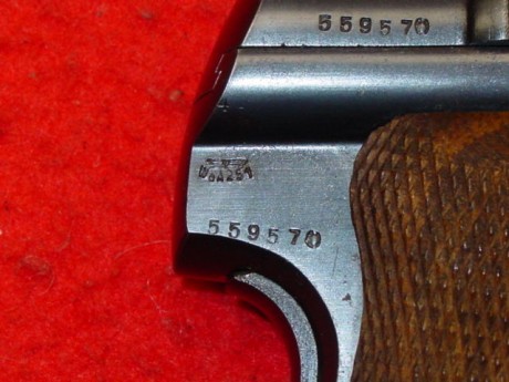 Hace unos días encontré por casualidad en una web extranjera un arma a la venta que hacía muchos años 52