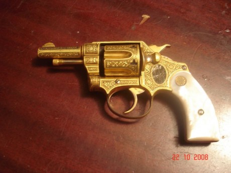 Hace unos días encontré por casualidad en una web extranjera un arma a la venta que hacía muchos años 172