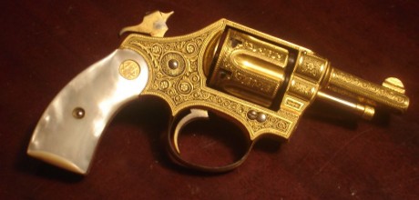 Hace unos días encontré por casualidad en una web extranjera un arma a la venta que hacía muchos años 170