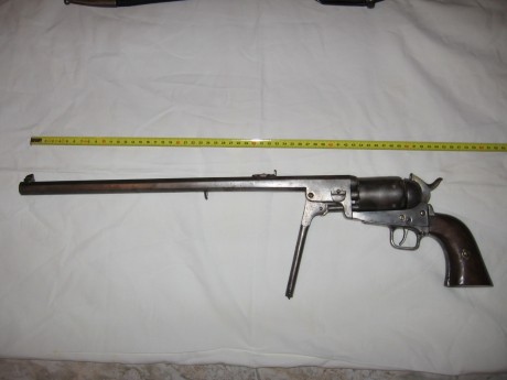 Hace unos días encontré por casualidad en una web extranjera un arma a la venta que hacía muchos años 152