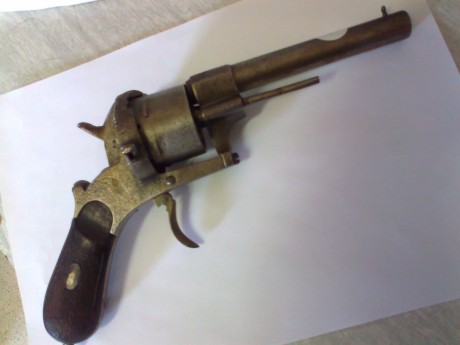 Hace unos días encontré por casualidad en una web extranjera un arma a la venta que hacía muchos años 170