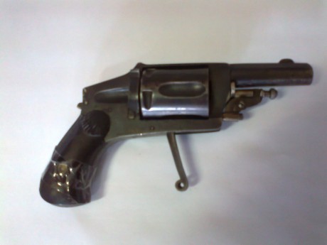 Hace unos días encontré por casualidad en una web extranjera un arma a la venta que hacía muchos años 30
