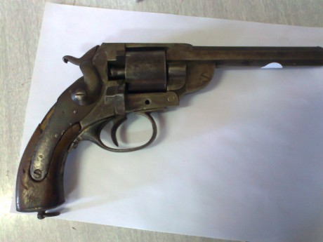 Hace unos días encontré por casualidad en una web extranjera un arma a la venta que hacía muchos años 172