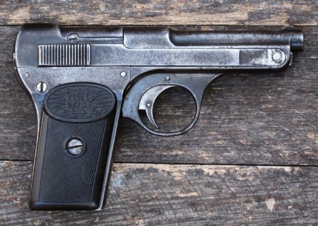 Hace unos días encontré por casualidad en una web extranjera un arma a la venta que hacía muchos años 20