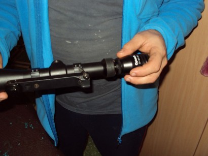 hola pues eso, alguien podria decirme de que marca, sistema o modelo eran las monturas abatibles que montaba 40