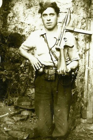Hace unos días encontré por casualidad en una web extranjera un arma a la venta que hacía muchos años 50