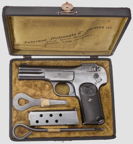Hace unos días encontré por casualidad en una web extranjera un arma a la venta que hacía muchos años 81