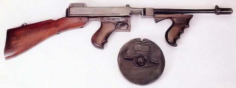 Hace unos días encontré por casualidad en una web extranjera un arma a la venta que hacía muchos años 160