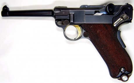 Hace unos días encontré por casualidad en una web extranjera un arma a la venta que hacía muchos años 61